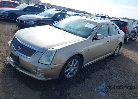 2005 Cadillac Sts V6 z USA, uszkodzony, nr VIN 1G6DW677250184132